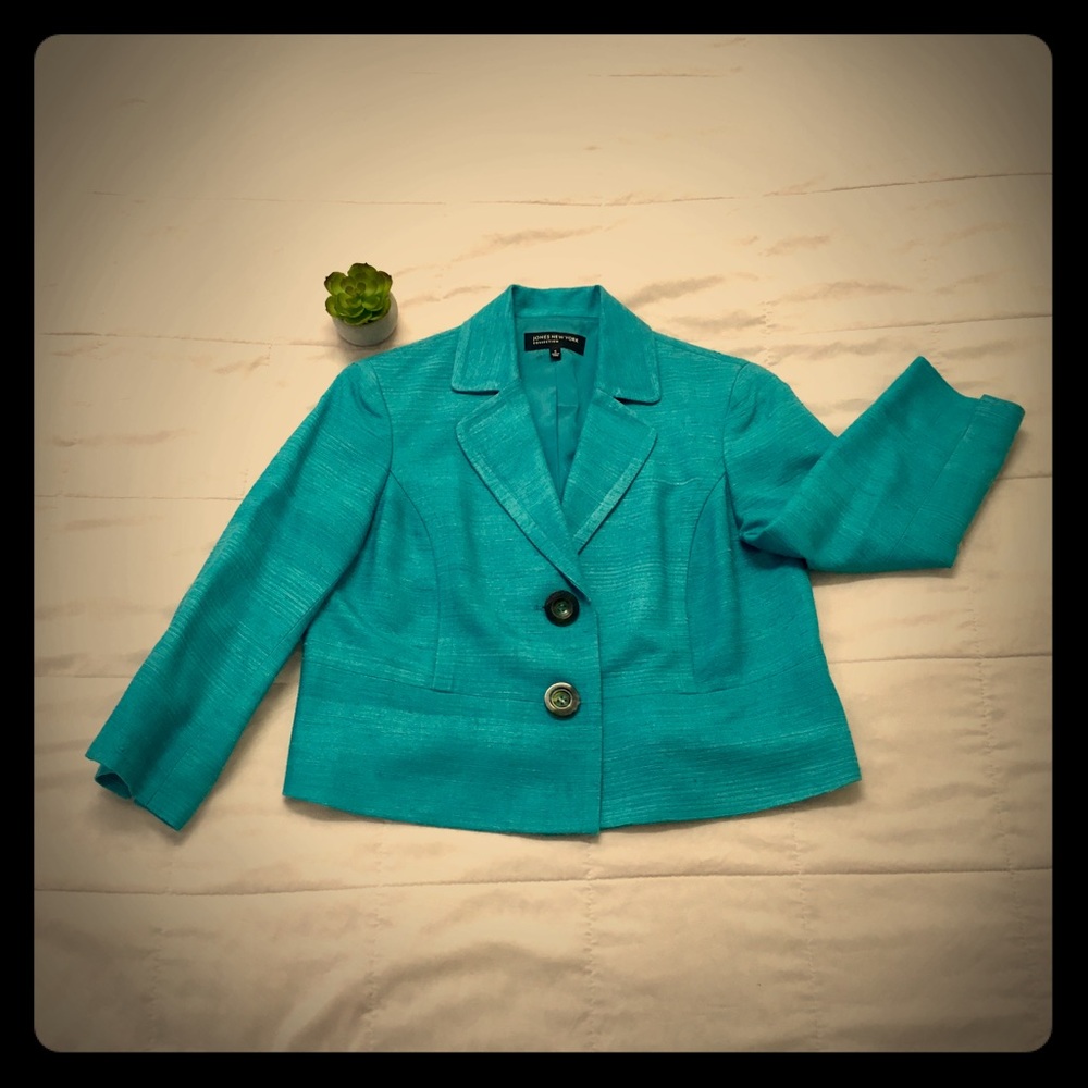 🦋 gorgeous EUC Jones NY Collection cropped Blazer
